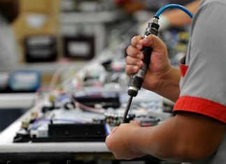 Comércio exterior bate US$ 1,56 bi em janeiro, abaixo do mesmo período de 2025, no AM