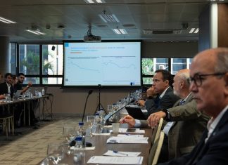 CNI cobra urgência na redução do Custo Brasil, que retira 20% do PIB